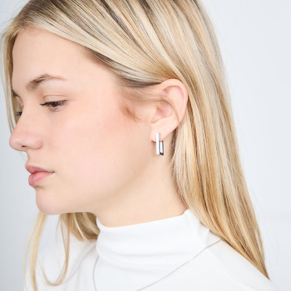 RECTANGULAR EARRINGS SILVER