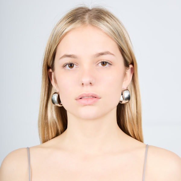 THICK HOOP EARRINGS SILVER