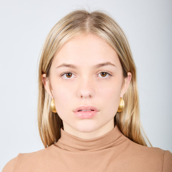 PLEATED RETRO EARRINGS GOLD