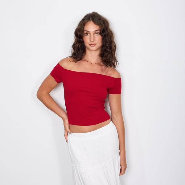 OFF SHOULDER CROP TOP CHILLI