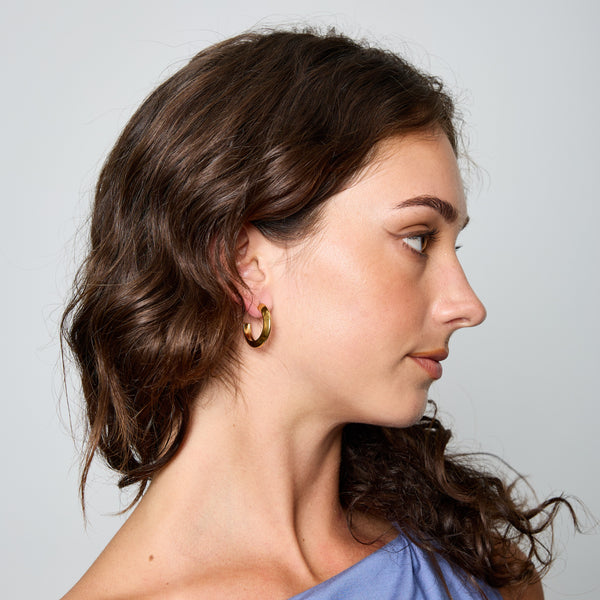 C SHAPED EARRINGS GOLD
