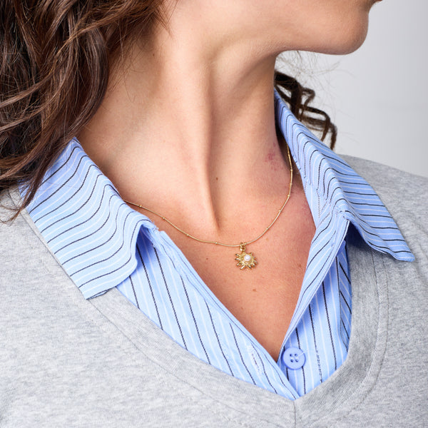 PEARL IN SUN NECKLACE GOLD