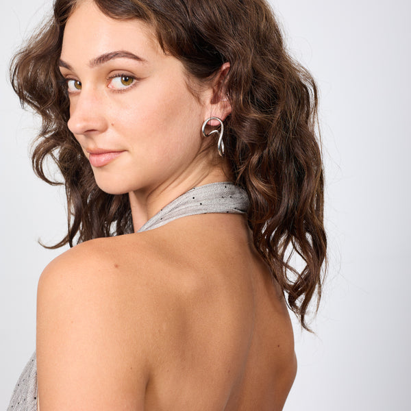 CURVY DROP EARRINGS SILVER