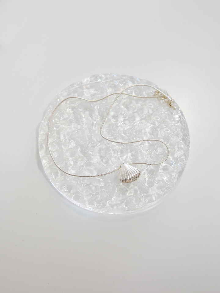SHELL PENDANT GOLD PLATED NECKLACE