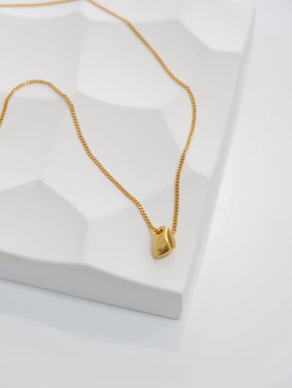LITTLE STONE PENDANT GOLD PLATED NECKLACE