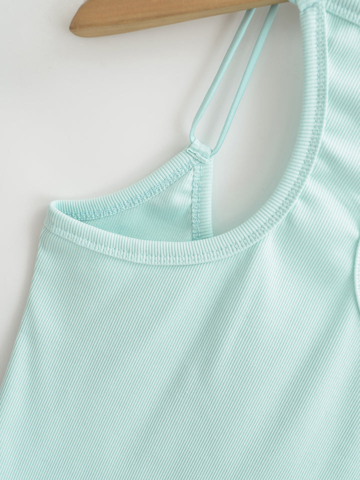 THIN STRAP SPORTY TANK TOP